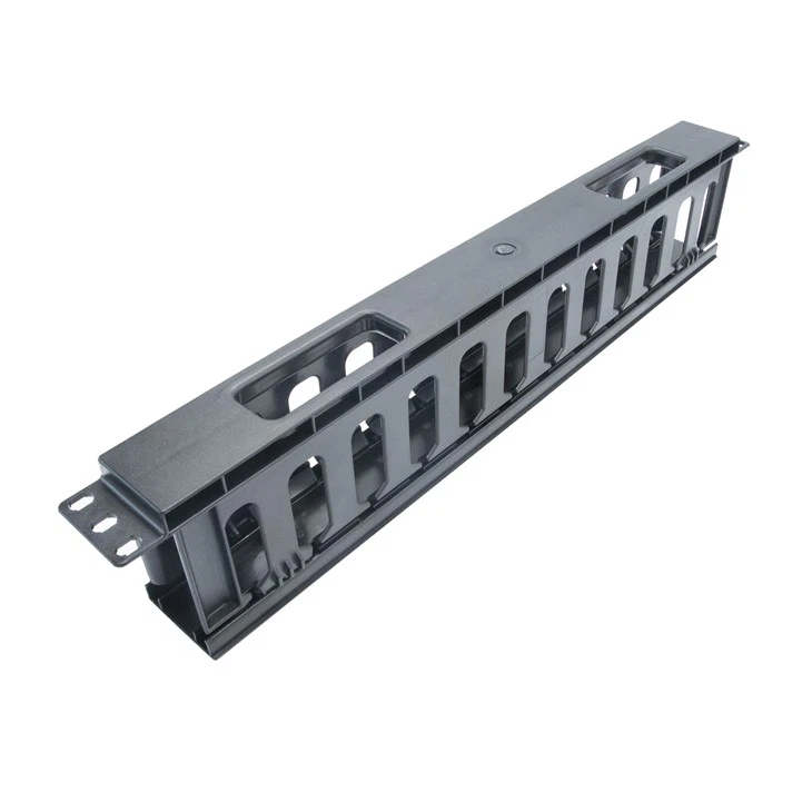 12- Administración de cable de gestión de cables de ranura para gabinetes\/bastidores del centro de datos